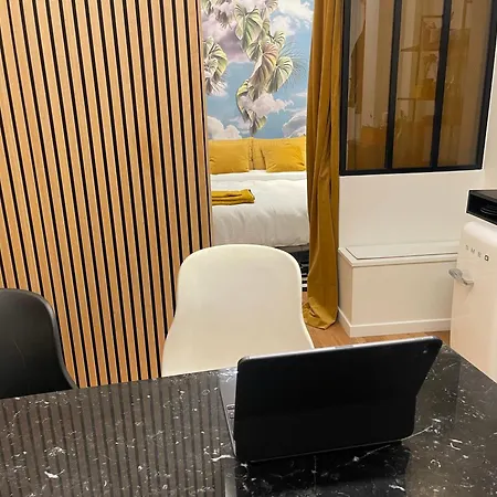 Le Loft Bleu La Madeleine - Un Mini Loft Design Et Tres Apartament *